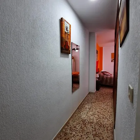 Homestay En Mi Piso Del Centro De Huelva