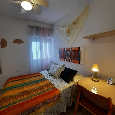 En Mi Piso Del Centro De Уэльва