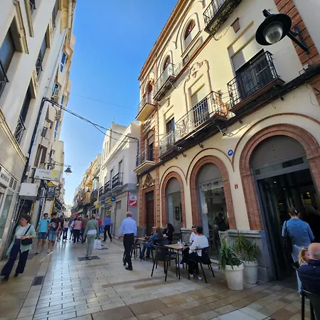 En Mi Piso Del Centro De * Уэльва